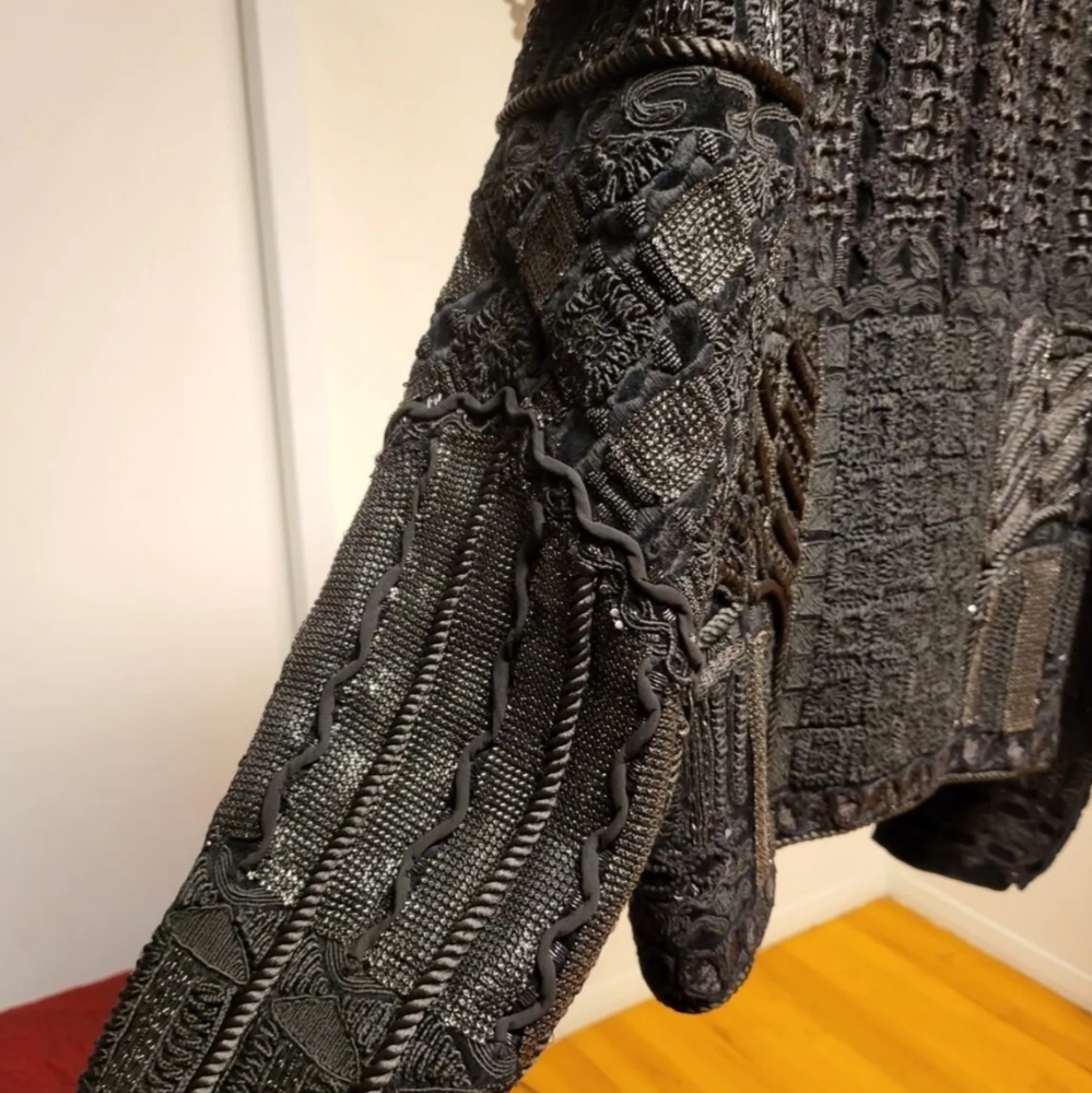 Authentic Balmain x H&M Embroidered Jacket US 34R - Picture 6 of 10